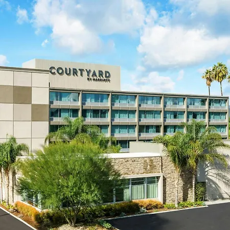 Courtyard By Marriott Los Angeles Woodland Hills